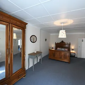 les-anges-dallanche.hotels-rhonealpes.com/